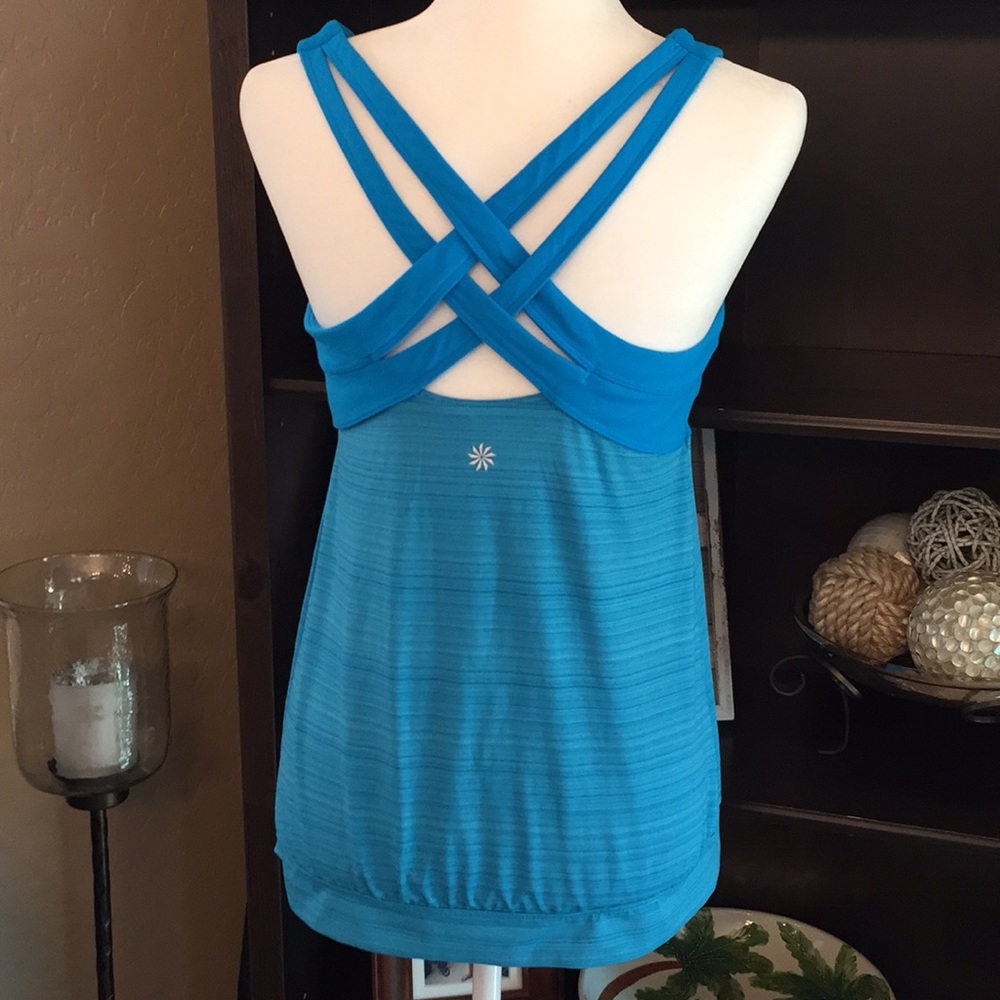 ATHLETA 🩵 Workout Top with Support Bra - Picture 2 of 4